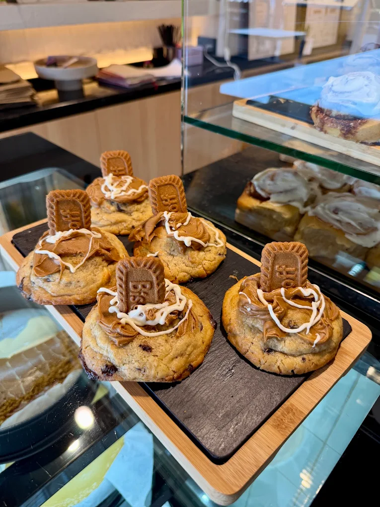 Cookie artesanal con galleta Lotus Biscoff